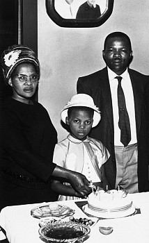 Morolong Friends and Family