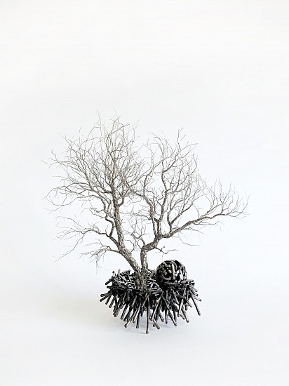 BETH DIANE ARMSTRONG, LADEN
2021, MILD STEEL AND STAINLESS STEEL WIRE